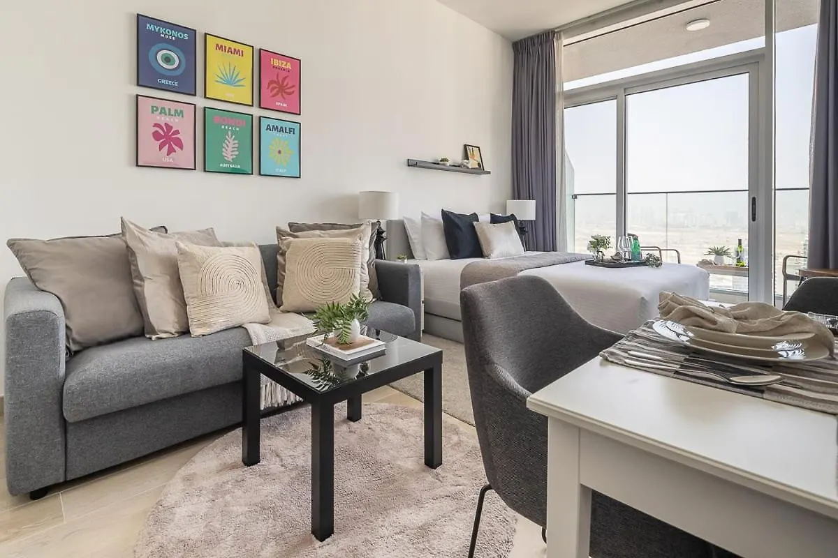 Frank Porter - Bloom Heights Dubai 0*,