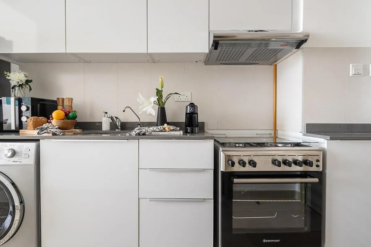 Frank Porter - Bloom Heights Dubai Apartment